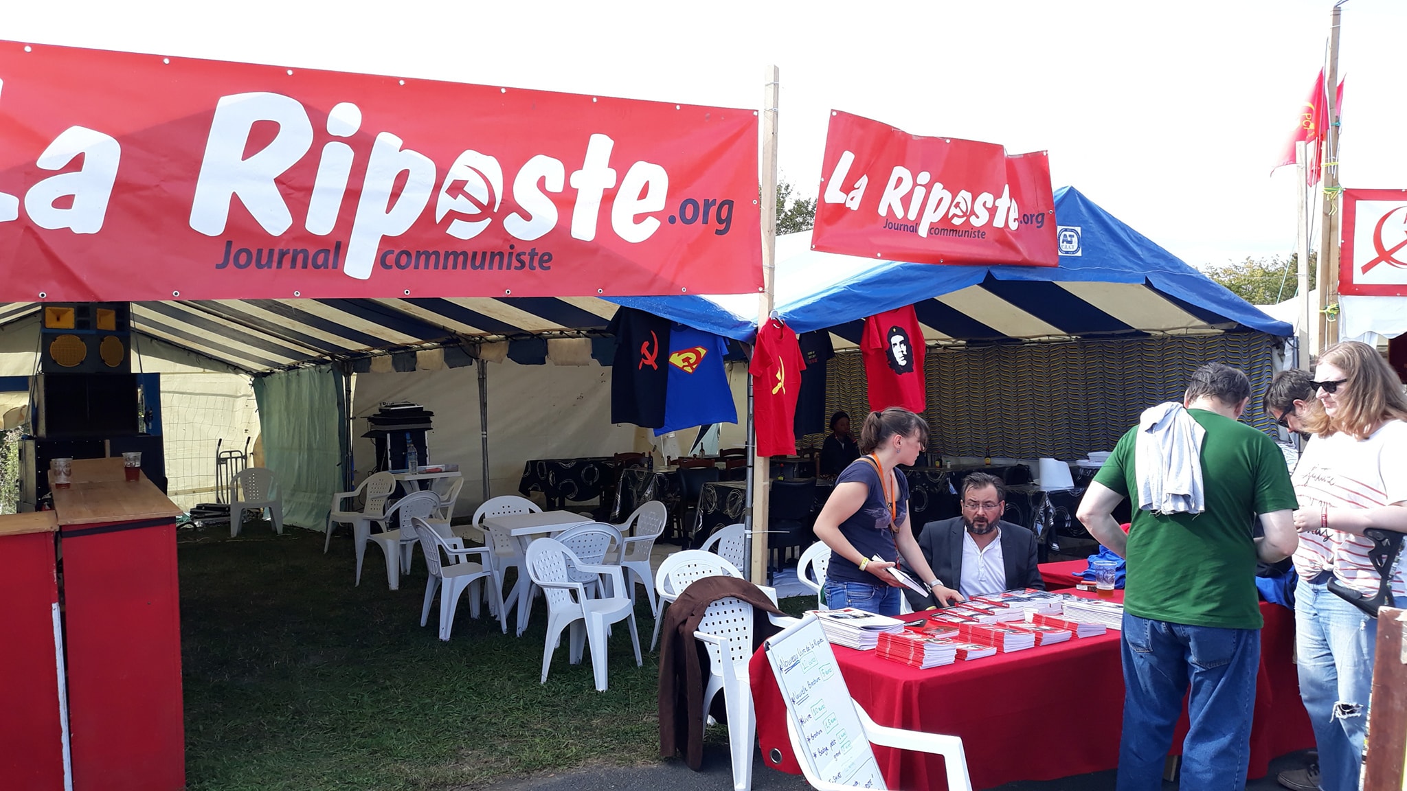 Le Stand de La Riposte à la Fête de l'Huma 2019.jpg