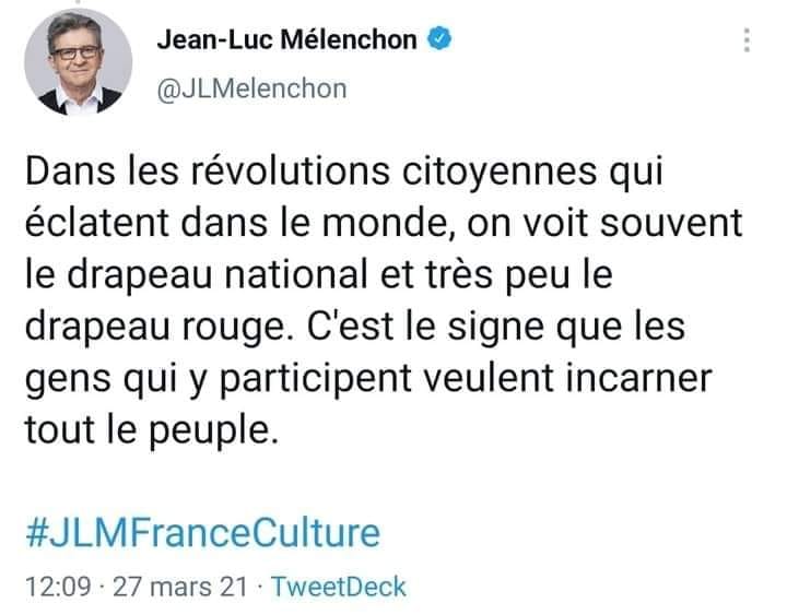 Mélenchon et le drapeau rouge.jpg