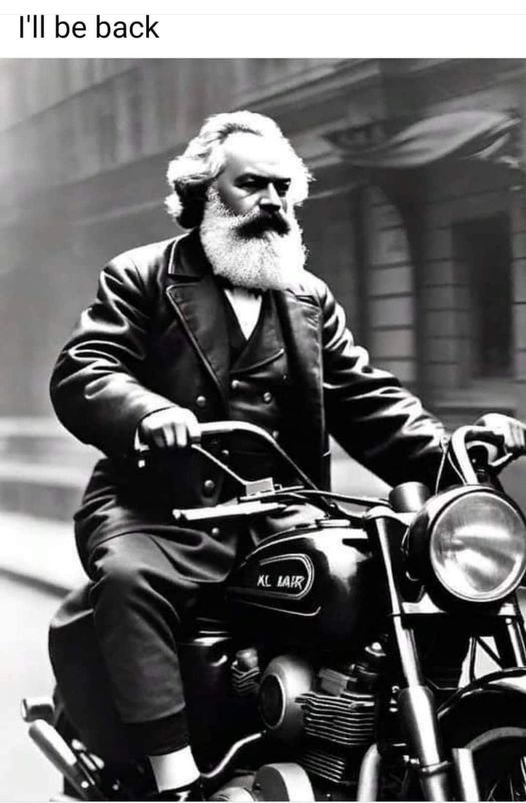 Marx is back !.jpg